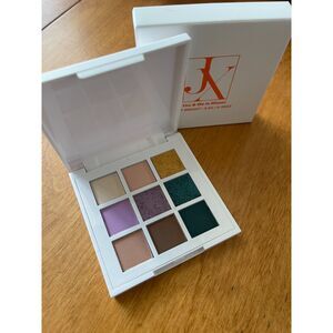 NEW JX You & Me in Miami Eyeshadow Palette - 5.5 g   Summer Matte and Shimmer